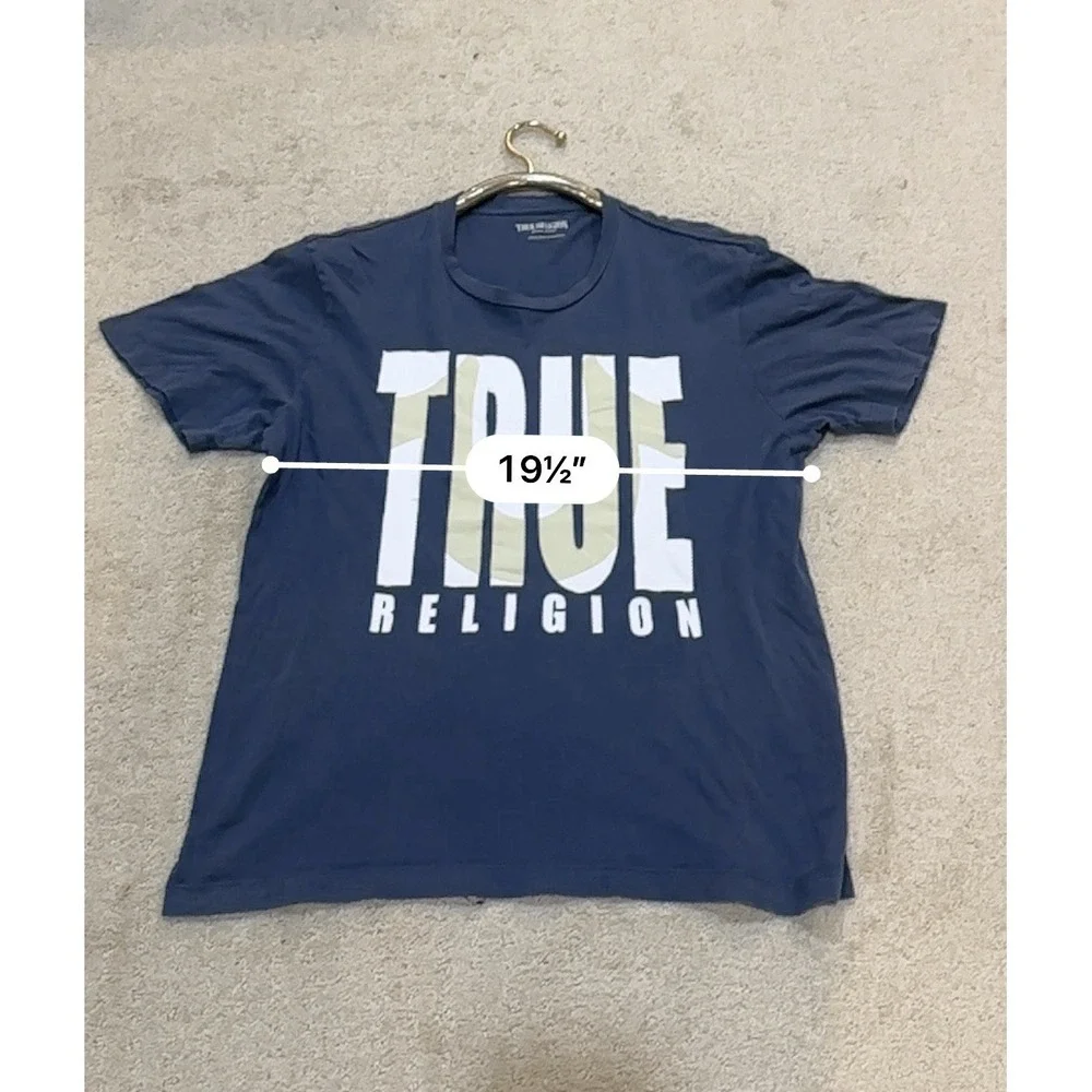 true religion T Shirt‎ Size L Lot of 2